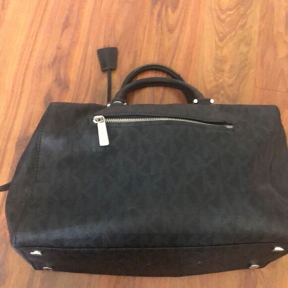 Michael Kors Kirby black signature logo satchel - Picture 6 of 11